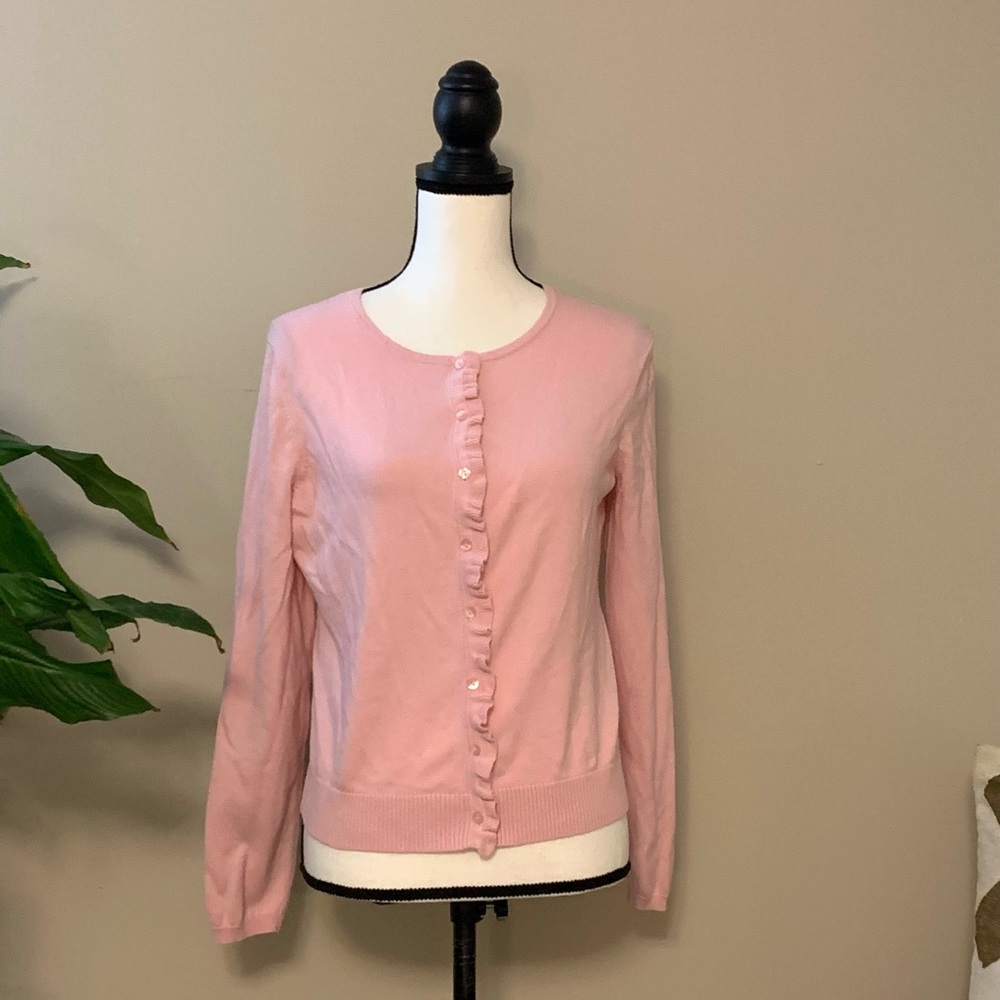 D O N A T E D 
LOFT Light Pink Ruffle Cardigan sz med EUC B54
